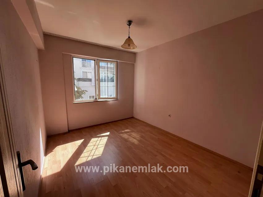 2+1-Zimmer Appartement Zu vermieten in Cumhuriyet Bz. Ortaca - 75 m²