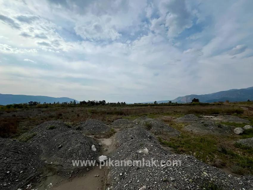 Feld Zu verkaufen in Toparlar Bz. Köyceğiz - Feld-Zonierung - 3.433 m²