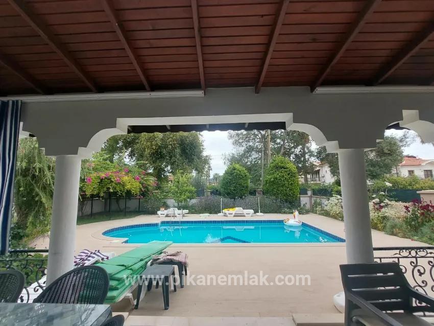 4+1-Zimmer Villa Zu vermieten in Dalyan Bz. Ortaca - 220 m²