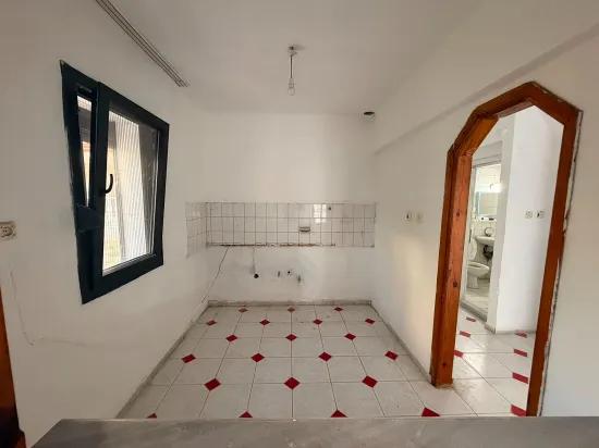 In Gömeç Karaağaç, 200 Metre vom Meer entfernt, zu verkaufen: 3+1 Villa