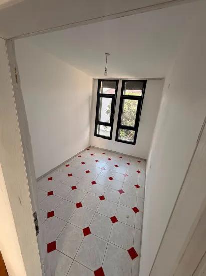 In Gömeç Karaağaç, 200 Metre vom Meer entfernt, zu verkaufen: 3+1 Villa