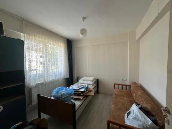 In Ortaca Mergenli befindet sich ein 417 M² großes Grundstück, In dem eine 130 M² große Mietvilla steht.