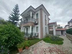 4+1-Zimmer Villa Zu vermieten in Dalyan Bz. Ortaca - 220 m²
