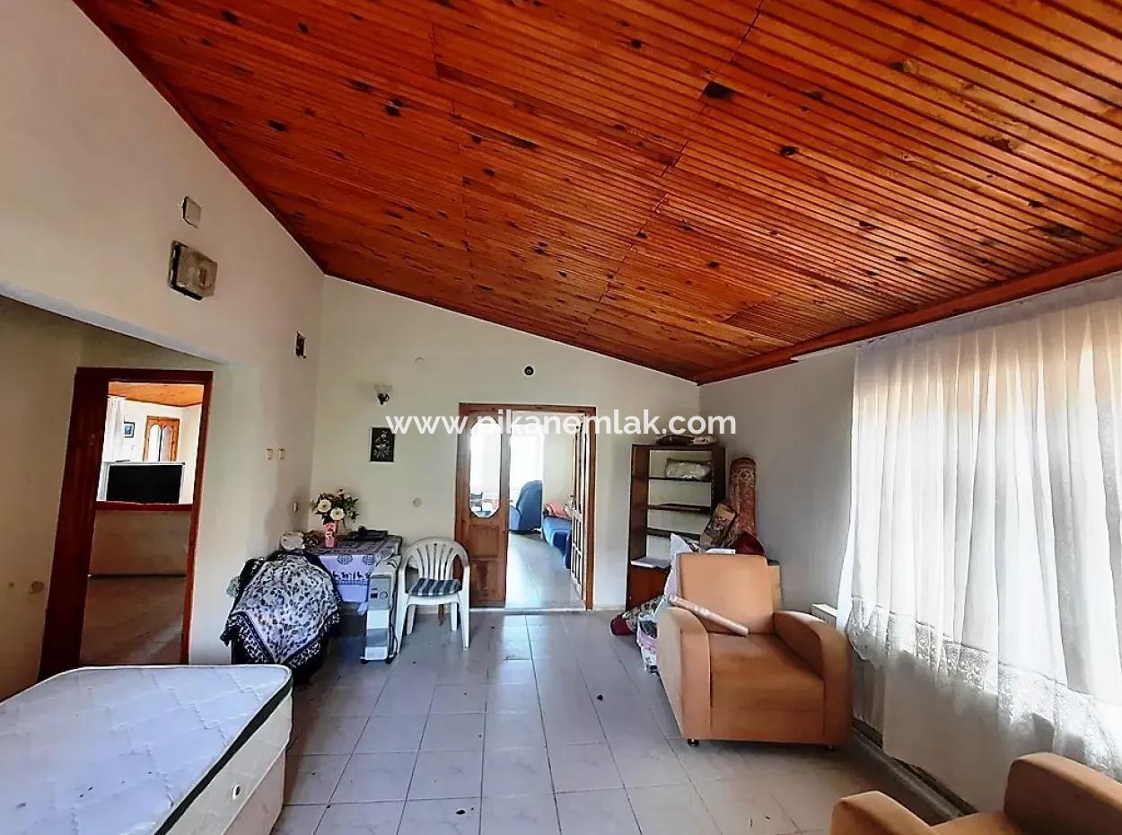 2-Stöckiges Haus Und Altes Dorfhaus Zum Verkauf Auf 1532 M2 Grundstück In Köyceiz Topar