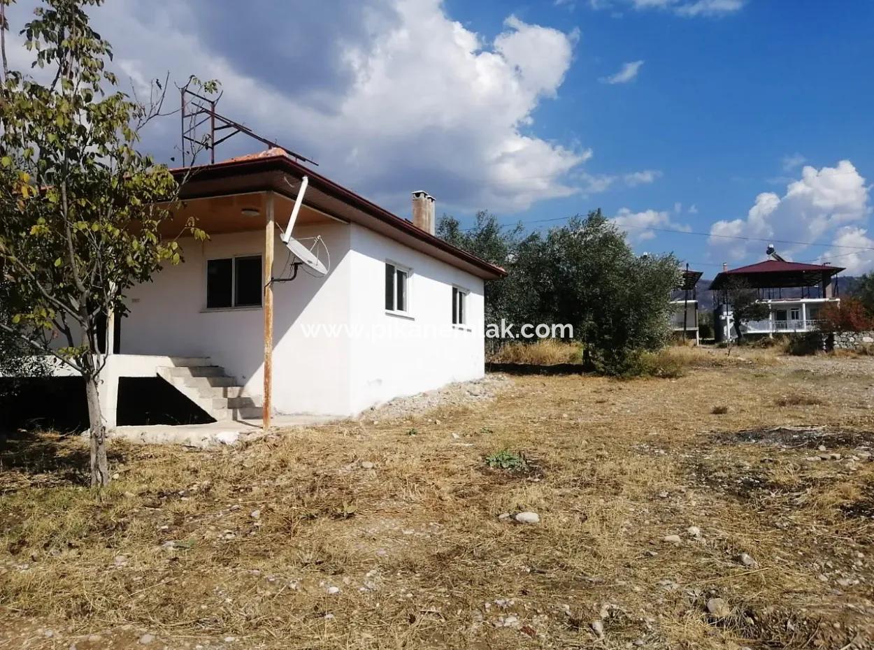 2 Einfamilienhäuser Zum Verkauf In 1992 M2 Grundstück Mit Blick Auf Den See In Köyceğiz Zeytinalanı