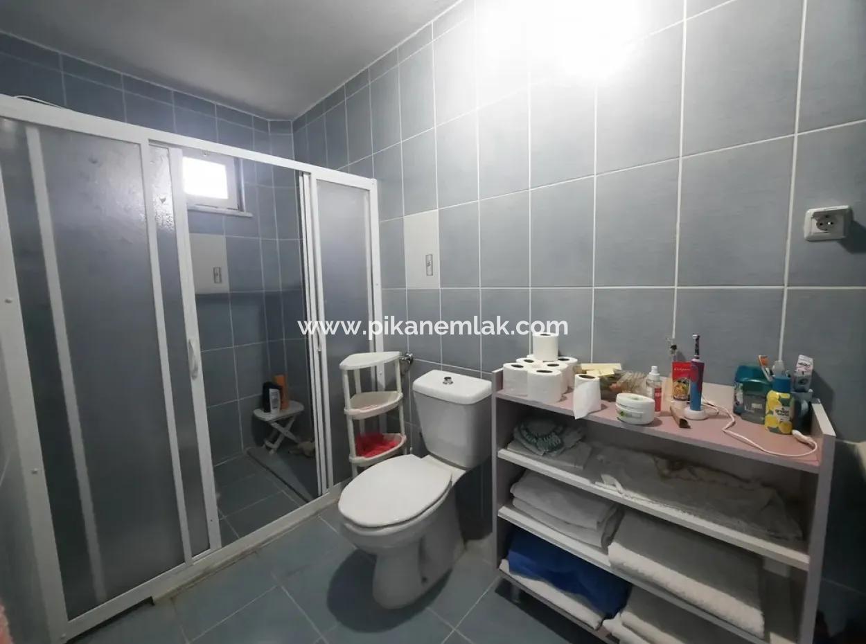 Villa Mit 200 M2 Seeblick Auf 1700 M2 Grundstück In Köyceğiz Zeytinalan Steht Zum Verkauf