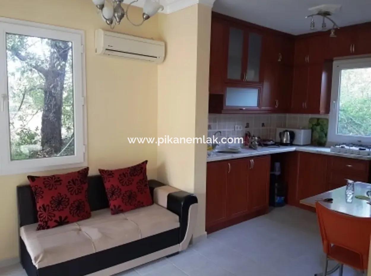 Schnäppchen-Einfamilienhaus-Duplex Zum Verkauf In Archer