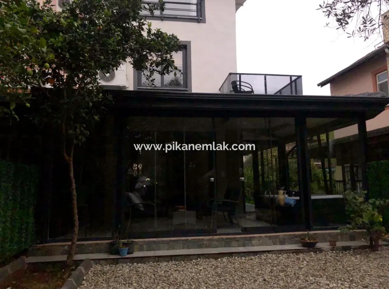 Mugla Fethiye Çiftlik Mahallesi Villa Zum Verkauf