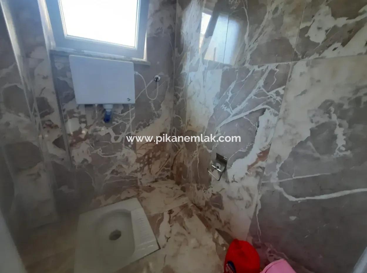 2-Stöckiges Gartenhaus Zum Verkauf Auf Einem 1 000 M2 Großen Grundstück In Ortaca Kemaliye, Mugla