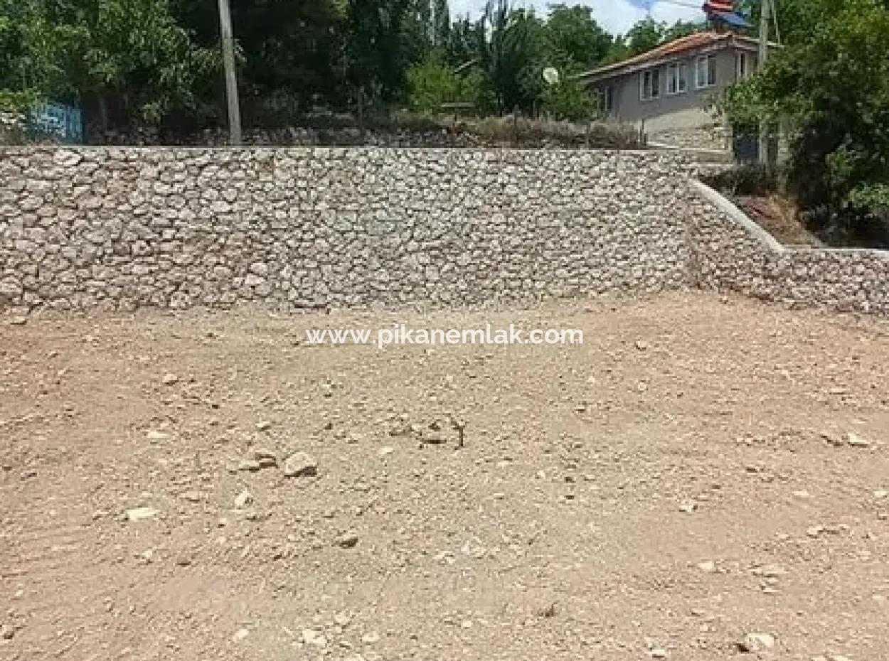 Freistehendes Grundstück Von 442 M2 Zum Verkauf In Denizli Çameli Ayvacık