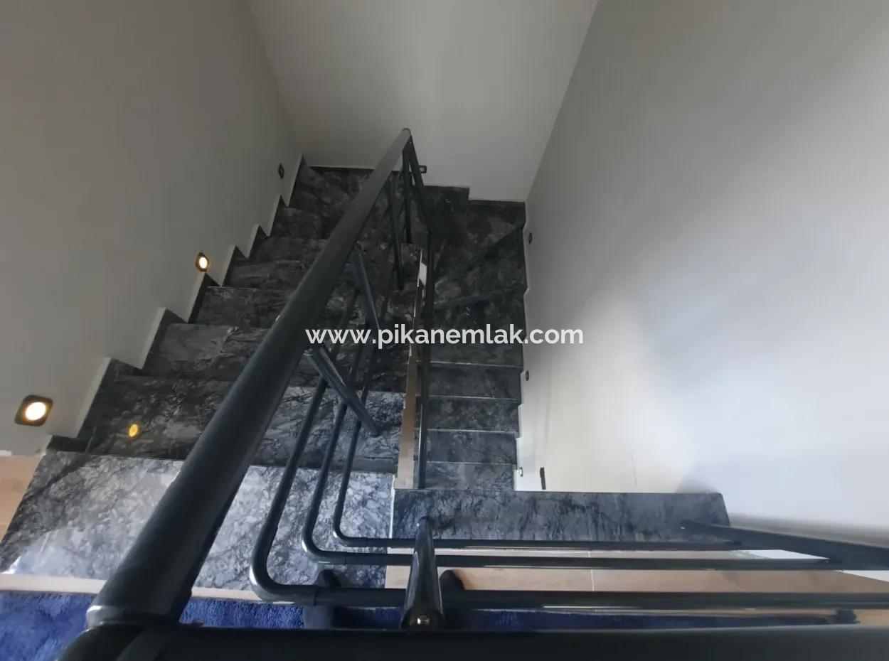 Zu Verkaufen Auf 290 M2 Grundstück In Ortaca Çaylı, Mit Swimmingpool, Möbliert, 4 1 Zero Duplex