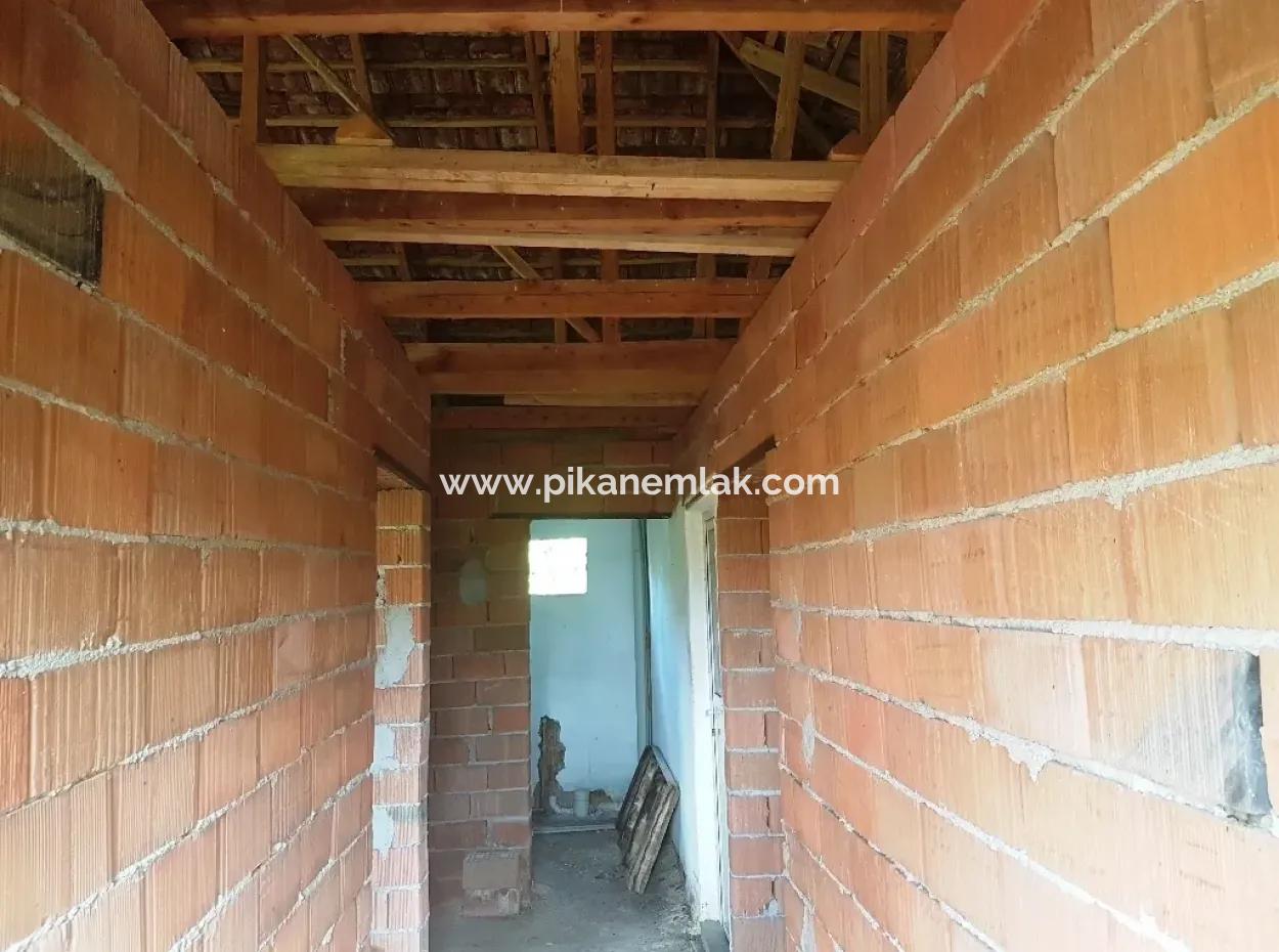 Freistehendes Haus Im Dorf Zum Verkauf In Ta Yeşilyurt