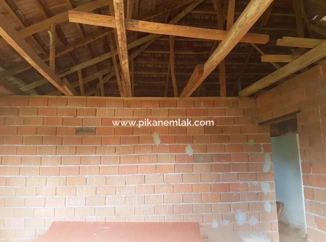 Freistehendes Haus Im Dorf Zum Verkauf In Ta Yeşilyurt