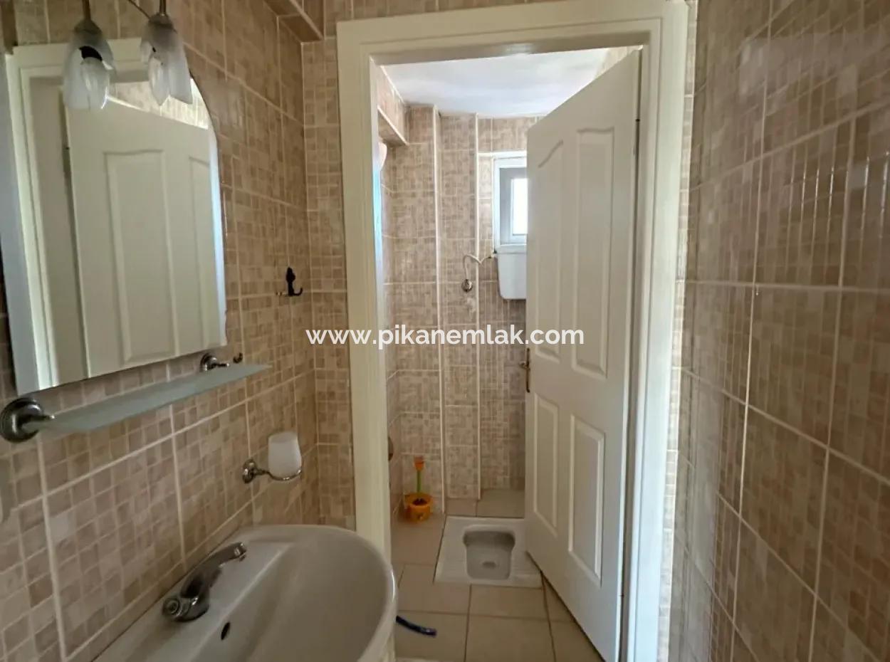 Boulevard Fassade 3 1 Wohnzimmer- Und Küchenwohnung Zum Verkauf