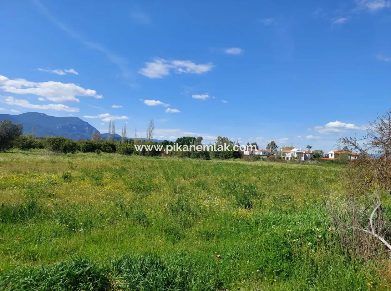 2 300 M2 Grundstück Geeignet Für Investitionen In Ortaca Okçular Marmarlı Zu Verkaufen