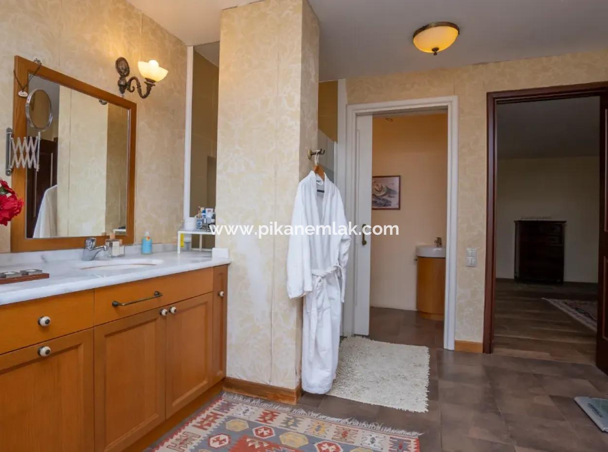 7 In 1 Freistehendes Luxushaus Auf Einem 2300 M2 Großen Grundstück Zum Verkauf In Zekeriyaköy, Istanbul