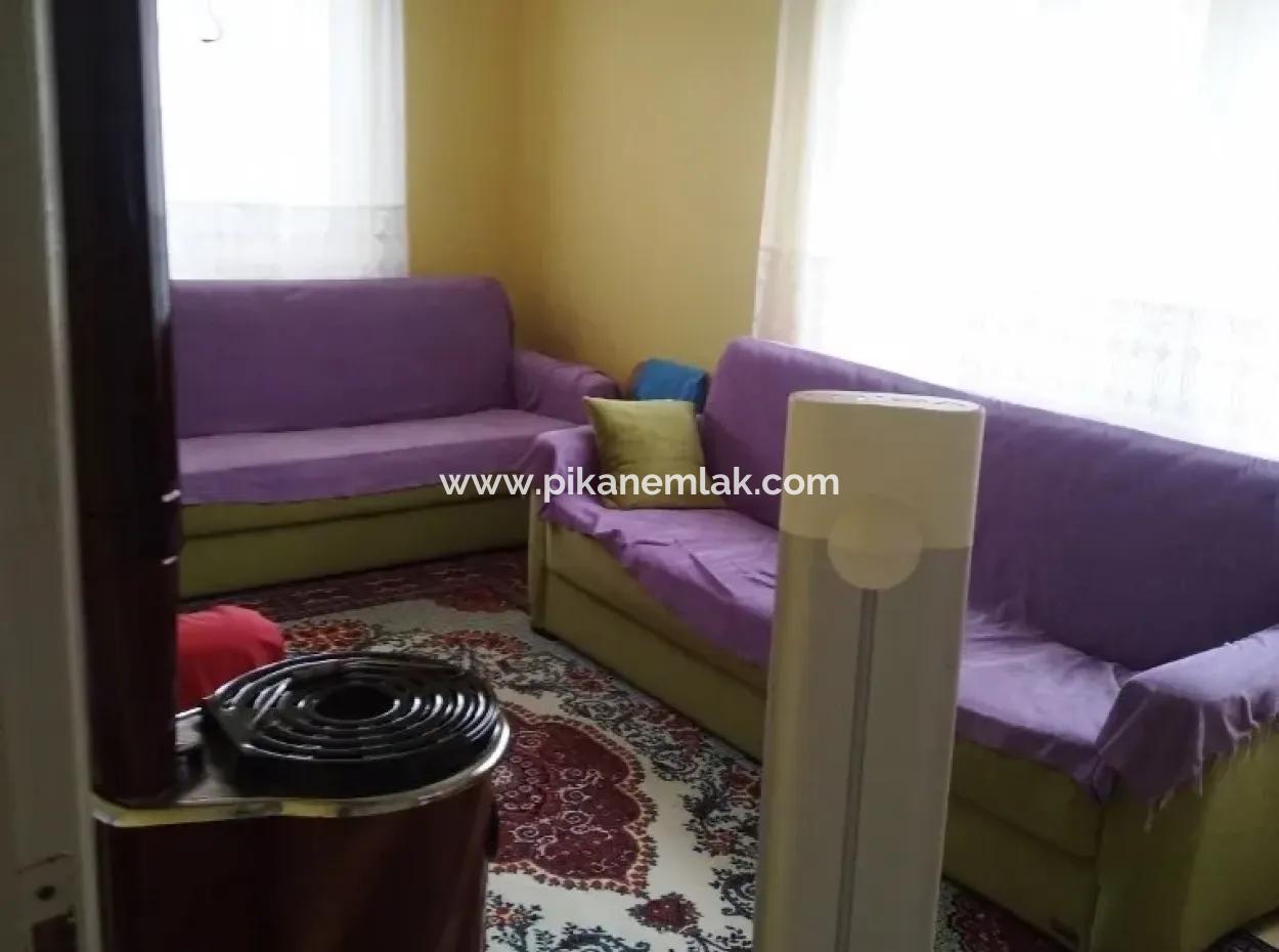 Oriya Zum Verkauf, Schnäppchen Oder Tausch Freistehendes 2-Wohnung