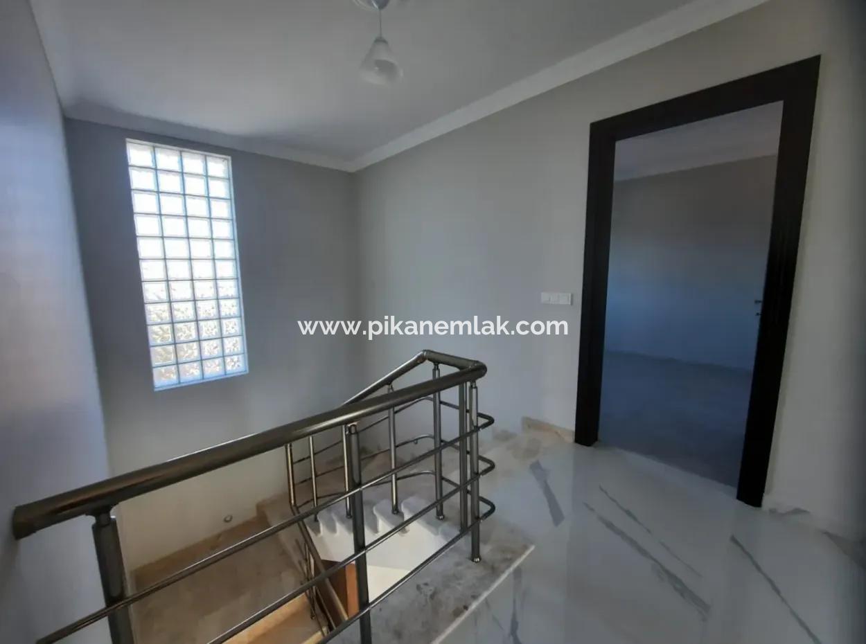 Luxuriöse 4 In 1 Freistehende Villa Zum Verkauf In Ortaca Çaylı