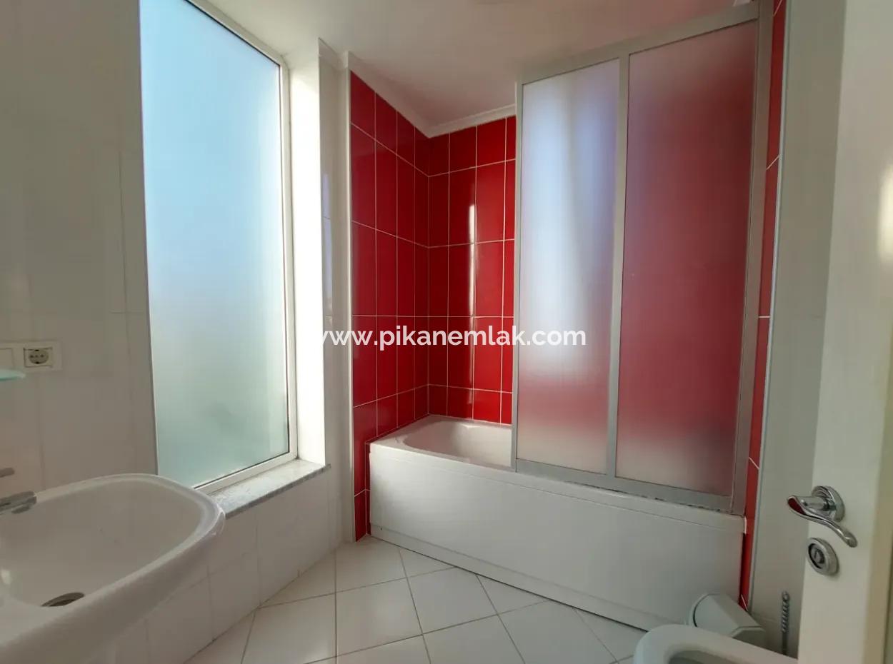 3 In 1 Gelegenheit Triplex Mit Schwimmbad Im Zentrum Von Dalyan, Mugla