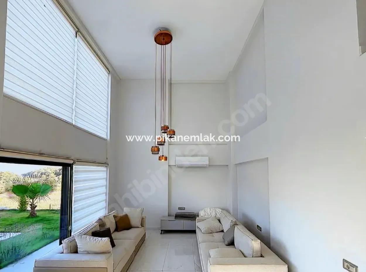 Möblierte Luxus-Triplex-Villen In Sarigerme, Ortaca