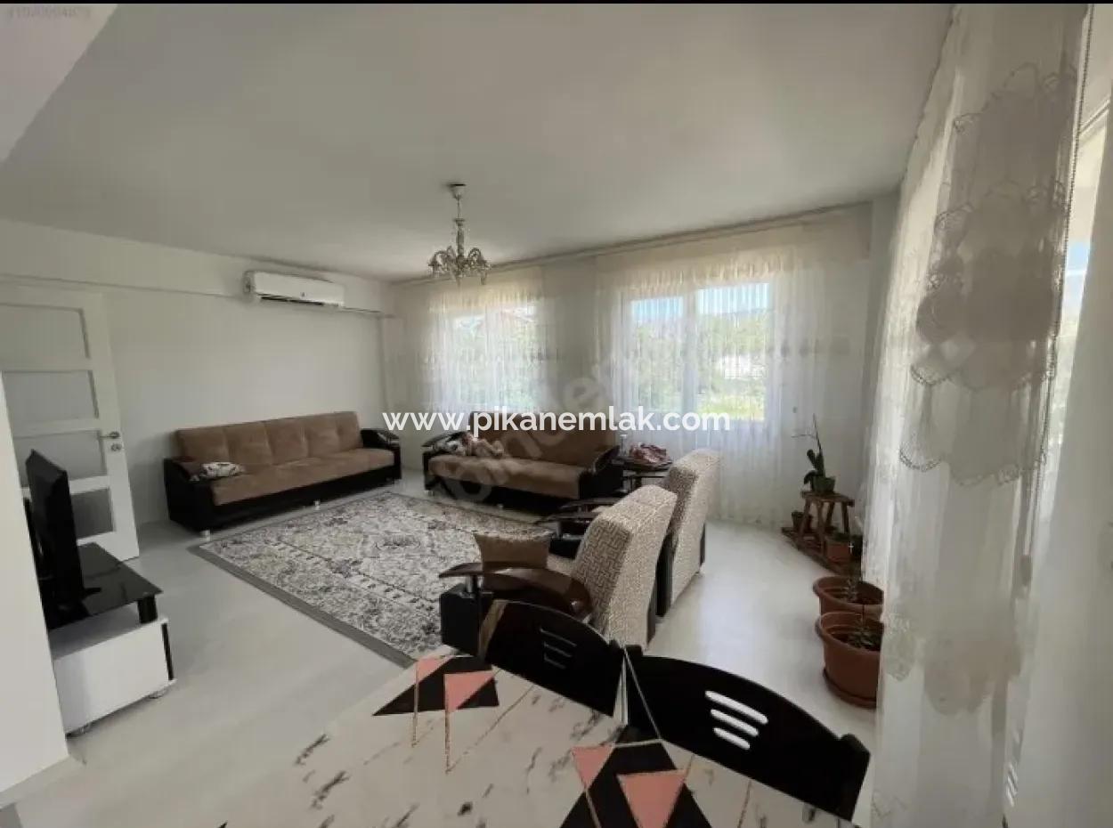 Dorfhaus Und Gewächshaus Zum Verkauf Auf 1200 M2 Land In Köyceğiz Zaferlar