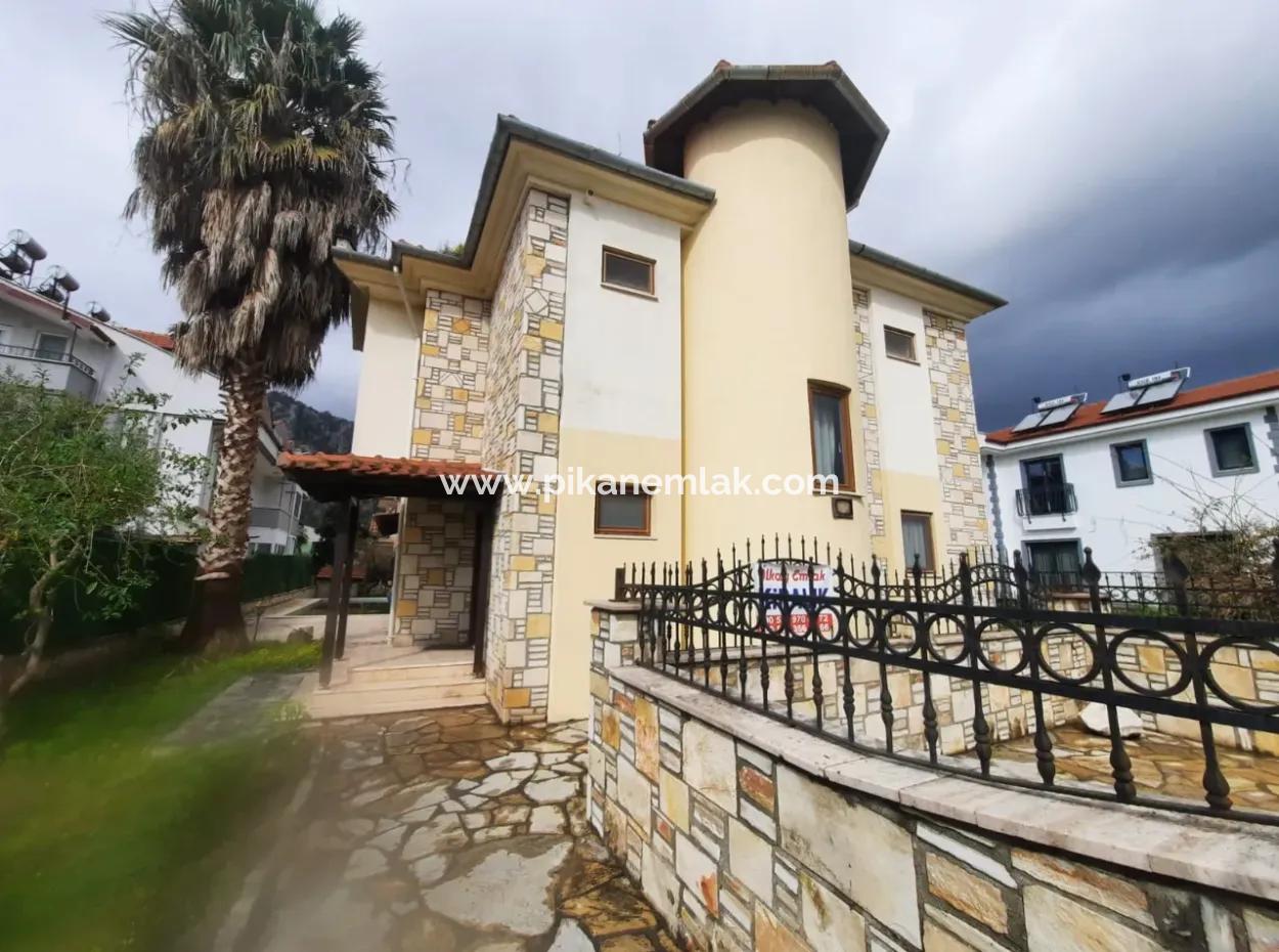 Möblierte 3 1, 2 Maisonetten Mit Pool Auf Einem 700 M2 Großen Grundstück In Dalyan, Muğla