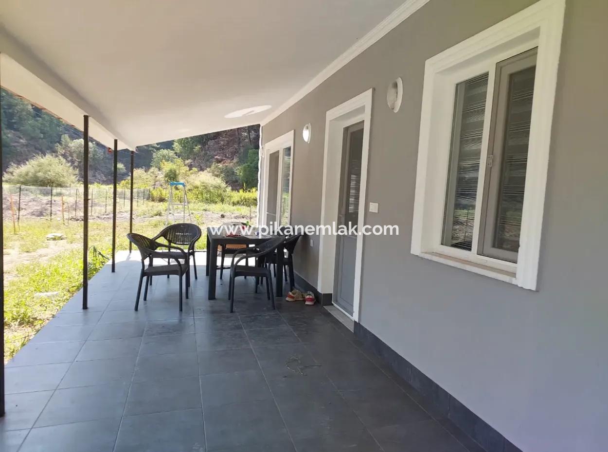 3 1 Freistehendes Einstöckiges Möbliertes Miethaus Auf Einem 1.000 M² Großen Grundstück, Das Mit Der Natur Verflochten Ist, In Dalyan, Muğla