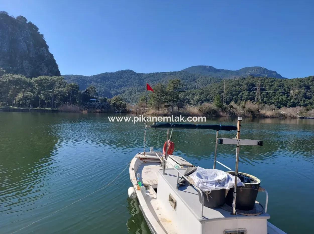 Muğla Dalyanda Canal Zero Einfamilienhaus Mit 5.000 M2 Und 250 M2 Baurechten Zum Verkauf