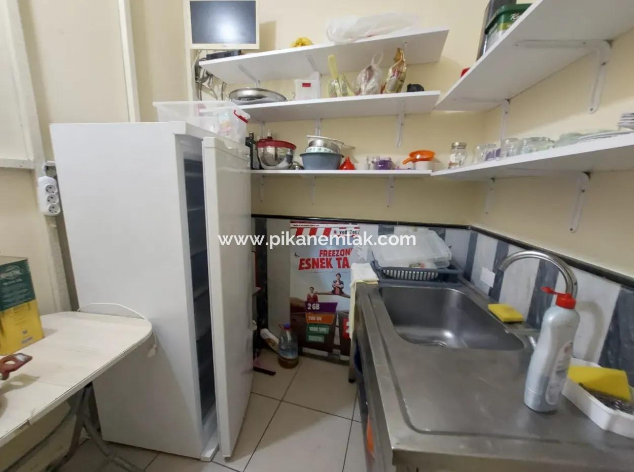 Tür-Kunden-Bereit Im Muğla Dalyan Center Fast Food Zu Miete