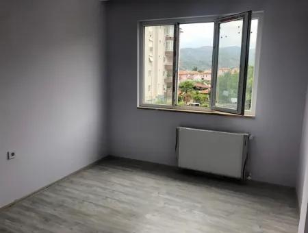 Oriya Mieten Mit Zentralheizung, Neue Wohnung, 3+ 1