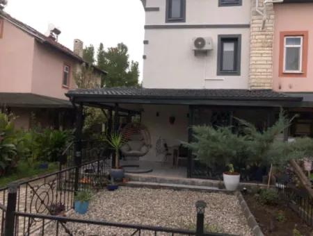 Mugla Fethiye Çiftlik Mahallesi Villa Zum Verkauf