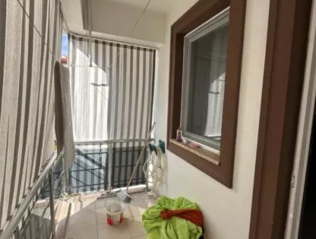 3 1 Wohnung Im 3. Stock Zum Verkauf In Cumhuriyet