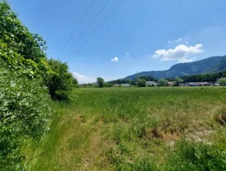 680M2 Schnäppchengrundstück, Das Sich Für Investitionen Eignet, Zum Verkauf An Der Grenze Von Dalyan In Ortaca Okçular