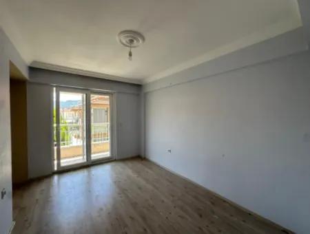 3 1 Wohnung Im 2. Stock Zu Verkaufen In Ortaca Cumhuriyet