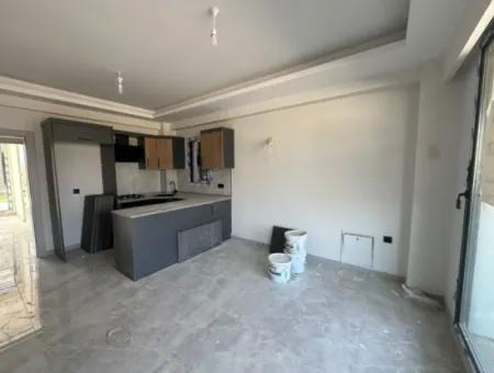 Erdgeschoss 2 1 Null-Pool-Wohnung Zum Verkauf In Ortaca