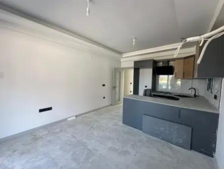 Erdgeschoss 2 1 Null-Pool-Wohnung Zum Verkauf In Ortaca