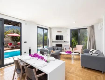 Möblierte Luxusvilla Mit Pool In Dalyan Für 6 Monate Mieten