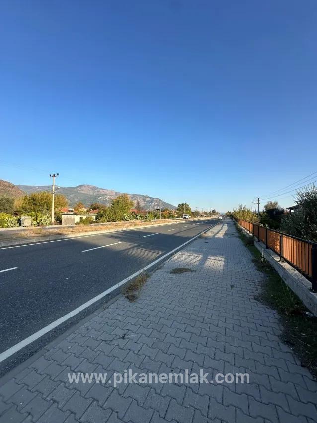 Land Zu Verkaufen in Toparlar Bz. Köyceğiz - Gewerbliche Wohnungen-Zonierung - 2.800 m²