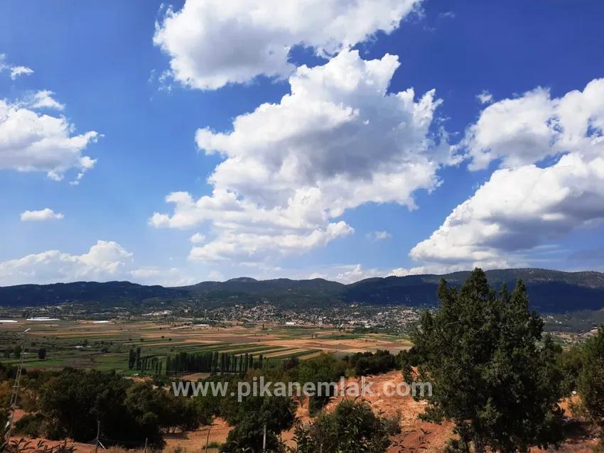 2+1 Bedroom Farm house For sale in Kızılyaka Nbh. Çameli - 5.000 m²