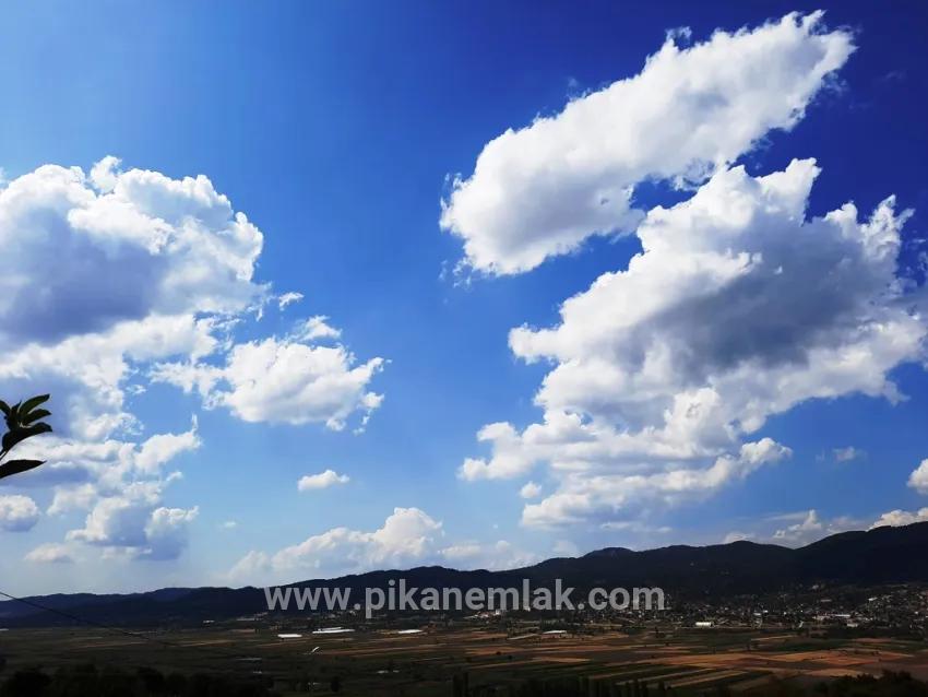 2+1 Bedroom Farm house For sale in Kızılyaka Nbh. Çameli - 5.000 m²