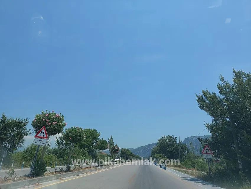 Land For sale in Dalyan Nbh. Ortaca - Commercial housing Zoned - 1.560 m²