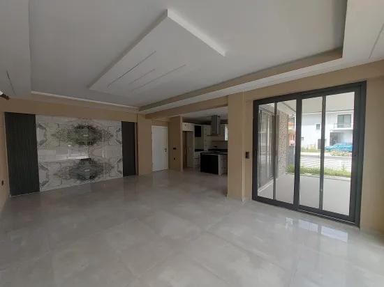 In Dalyan 300 M2 plot with swimming pool 4+1, 190 M2 new luxury villa for sale