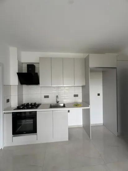 Entire building for rent suitable for public Institutions
