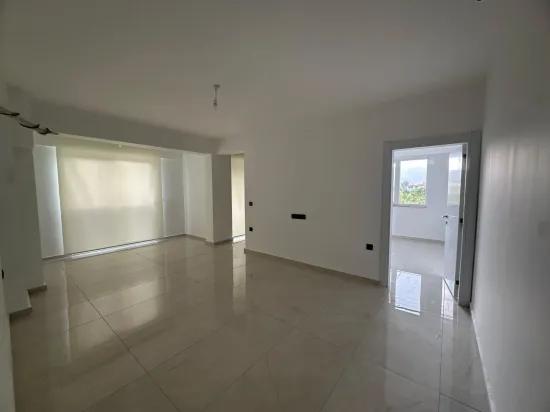 Entire building for rent suitable for public Institutions