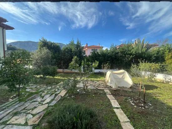 In Ortaca Mergenli, 417 M² plot, within 130 M² rental villa