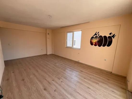 In Ortaca centre shop upstairs 2+1, unfurnished house for rent