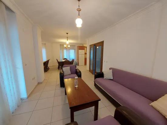 In Dalyan, Muğla, on a 700 m² plot, furnished 3+1 with swimming pool, 2 duplexes, 1 of them for rent.