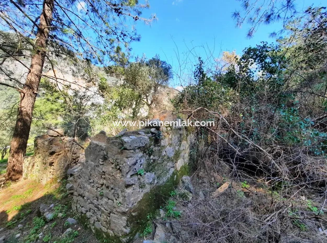 Ruined Stone Village House For Sale In Gökova And Its Land