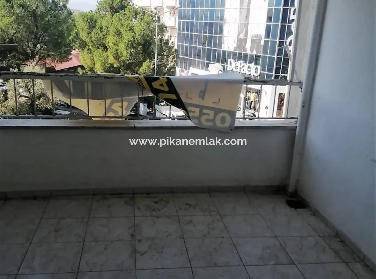 Mugla Ortaca Center 150 M2 3+ 1 Elevator Apartment For Sale