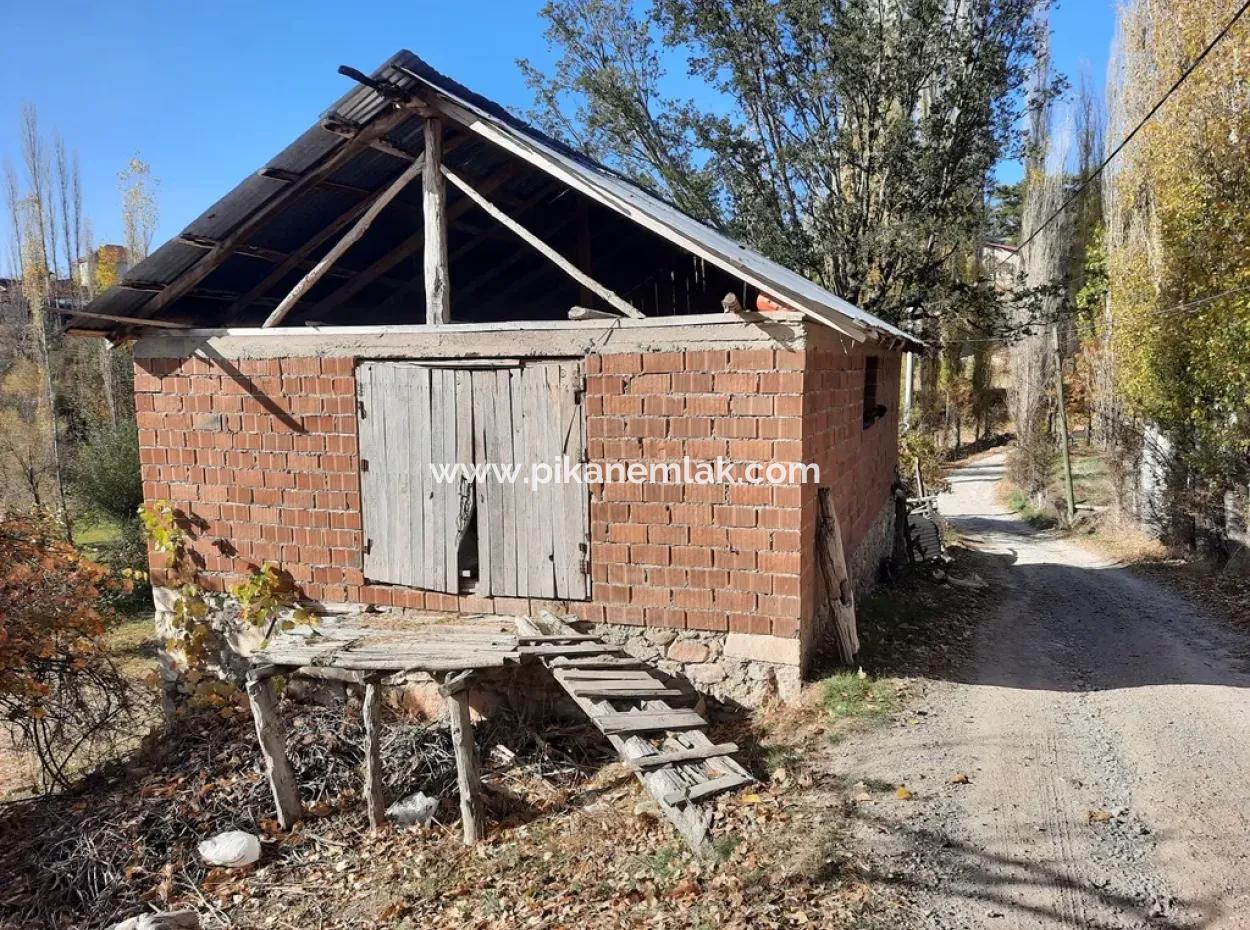 Çameli Cevizli Bargain Barn And 2650 M2 Land For Sale